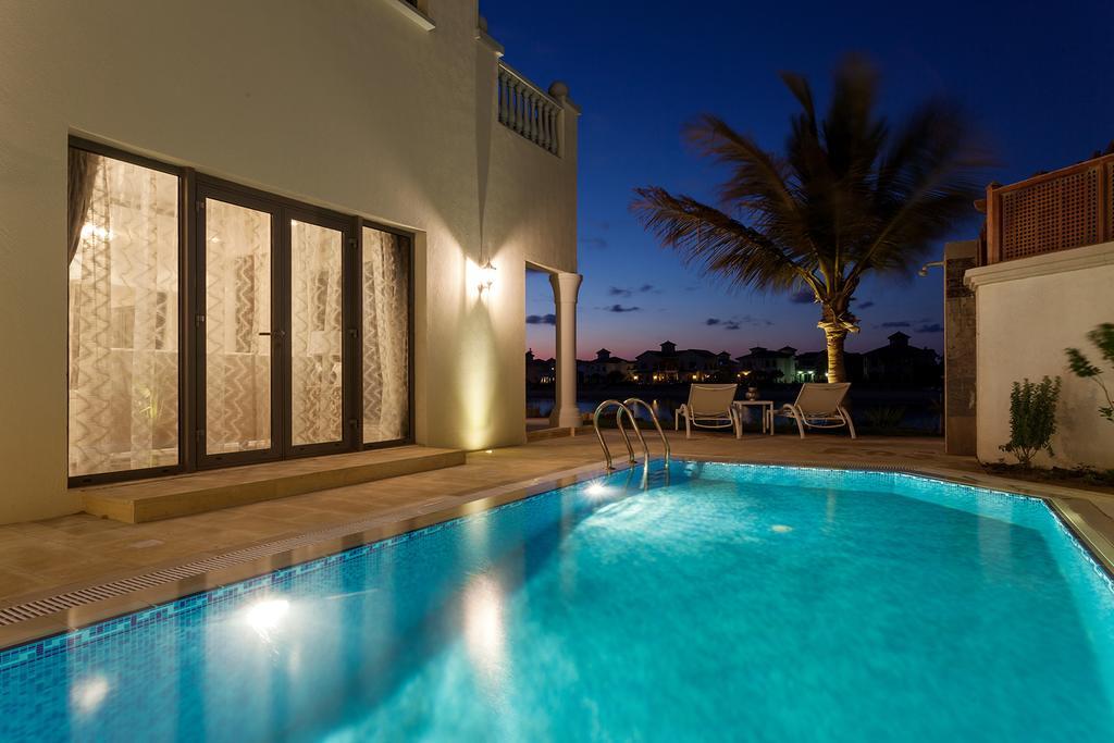 Villa Nasma Luxury Stays - Frond M, Palm Jumeirah *